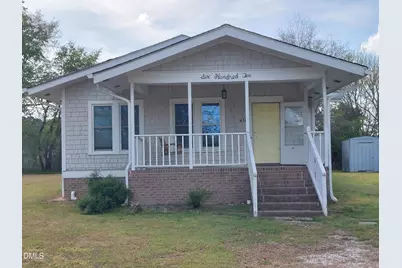 610 S Wakefield Street, Zebulon, NC 27597 - Photo 1