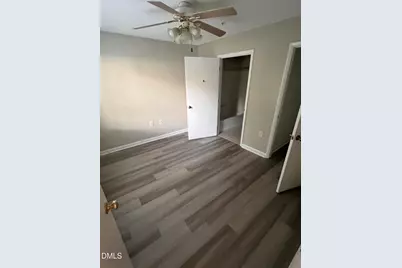 1431 Collegiate Circle #101, Raleigh, NC 27606 - Photo 11