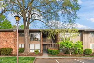 304 Oak Tree Dr, Chapel Hill, NC 27517 - Photo 1