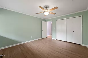 304 Oak Tree Dr, Chapel Hill, NC 27517 - Photo 21