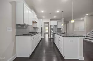 2048 Crampton Grove Way, Cary, NC 27519 - Photo 7