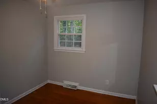 105 Ingle St, Siler City, NC 27344 - Photo 29