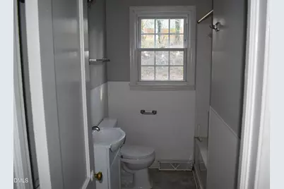 105 Ingle Street, Siler City, NC 27344 - Photo 7