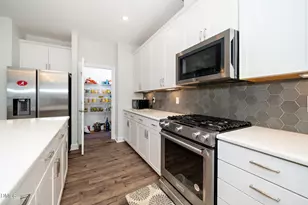 709 Toulouse Ct, Cary, NC 27519 - Photo 11