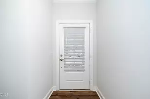 709 Toulouse Ct, Cary, NC 27519 - Photo 5