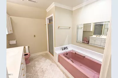 4901 Stoneridge Drive, Raleigh, NC 27612 - Photo 27