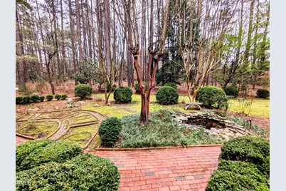4901 Stoneridge Drive, Raleigh, NC 27612 - Photo 19