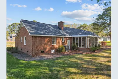 200 E Pope Avenue, Kenly, NC 27542 - Photo 29