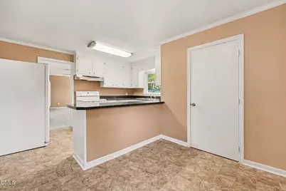 1506 Hart, Goldsboro, NC 27530 - Photo 5