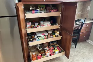 904 Peltier Dr, Cary, NC 27519 - Photo 9