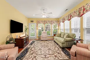 904 Peltier Dr, Cary, NC 27519 - Photo 21