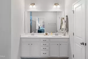 202 Bedivere Ln, Durham, NC 27703 - Photo 25