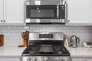 202 Bedivere Ln, Durham, NC 27703 - Photo 11