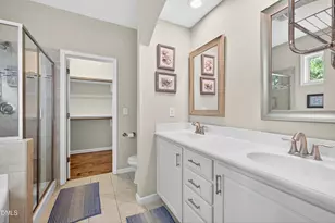 2025 Great Ridge Pkwy, Chapel Hill, NC 27516 - Photo 25