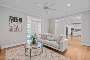 102 Ellsworth Pl, Chapel Hill, NC 27516 - Photo 13