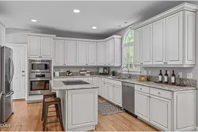 102 Ellsworth Place, Chapel Hill, NC 27516 - Photo 3