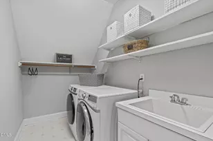 102 Ellsworth Pl, Chapel Hill, NC 27516 - Photo 37