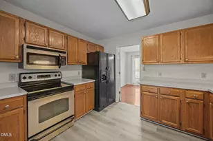 564 Coachman Way, Sanford, NC 27332 - Photo 37