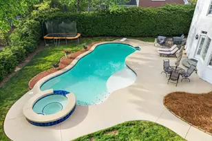 101 Gentlewoods Dr, Cary, NC 27518 - Photo 43