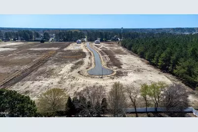 1585 Eastbay Drive, Fayetteville, NC 28312 - Photo 11