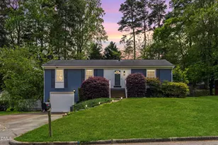 412 Pinecroft Dr, Raleigh, NC 27609 - Photo 1
