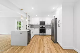 412 Pinecroft Dr, Raleigh, NC 27609 - Photo 15