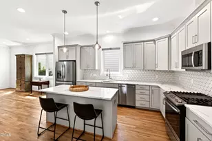 511 Grove Ave, Raleigh, NC 27606 - Photo 13