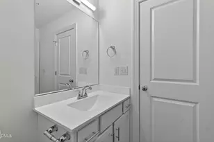 6820 Milligan Way, Raleigh, NC 27613 - Photo 31