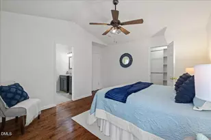 105 Hornholly Way, Holly Springs, NC 27540 - Photo 15