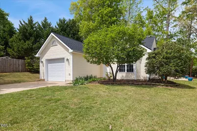 105 Hornholly Way, Holly Springs, NC 27540 - Photo 3