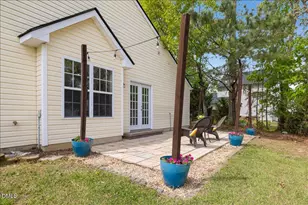 105 Hornholly Way, Holly Springs, NC 27540 - Photo 25