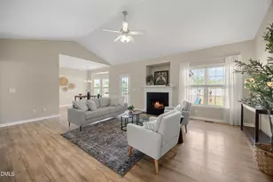 100 Summer Pl Ct, Clayton, NC 27527 - Photo 3