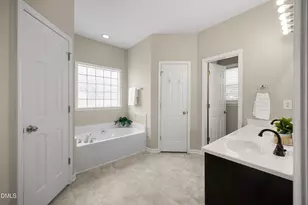 100 Summer Pl Ct, Clayton, NC 27527 - Photo 15