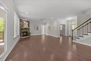 197 Kings View Ln, Chapel Hill, NC 27517 - Photo 9