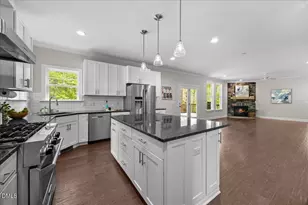 197 Kings View Ln, Chapel Hill, NC 27517 - Photo 11