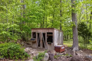 197 Kings View Ln, Chapel Hill, NC 27517 - Photo 37