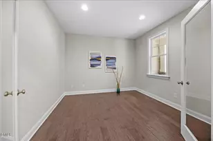 197 Kings View Ln, Chapel Hill, NC 27517 - Photo 7