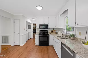 3404 Surry Hill Ln, Apex, NC 27539 - Photo 19