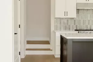 409 Chatham View Rd, Cary, NC 27511 - Photo 5