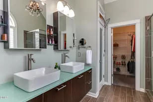 135 Lake Point Dr, Clayton, NC 27527 - Photo 17