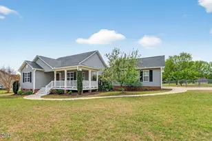 31 Applecross Dr, Clayton, NC 27520 - Photo 1