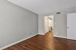 911 Washington St, Raleigh, NC 27605 - Photo 17