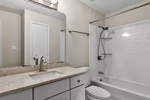 911 Washington St, Raleigh, NC 27605 - Photo 9