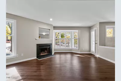 911 Washington Street #203, Raleigh, NC 27605 - Photo 3