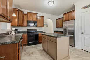199 Dexterfield Dr, Fuquay Varina, NC 27526 - Photo 13