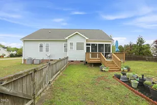 199 Dexterfield Dr, Fuquay Varina, NC 27526 - Photo 35