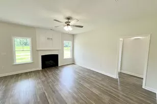 413 Creeks Edge Dr, Pikeville, NC 27863 - Photo 3