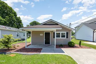 409 S Center St, Princeton, NC 27569 - Photo 3