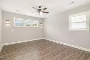 409 S Center St, Princeton, NC 27569 - Photo 11