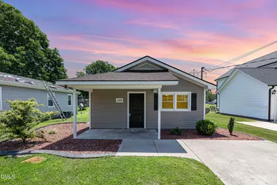 409 S Center Street, Princeton, NC 27569 - Photo 1